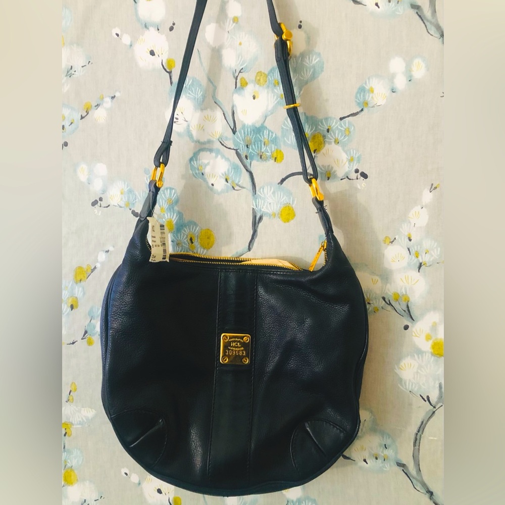 BRAND NEW VINTAGE HCL Germany Handcrafted Leather Shoulder Bag Black.
